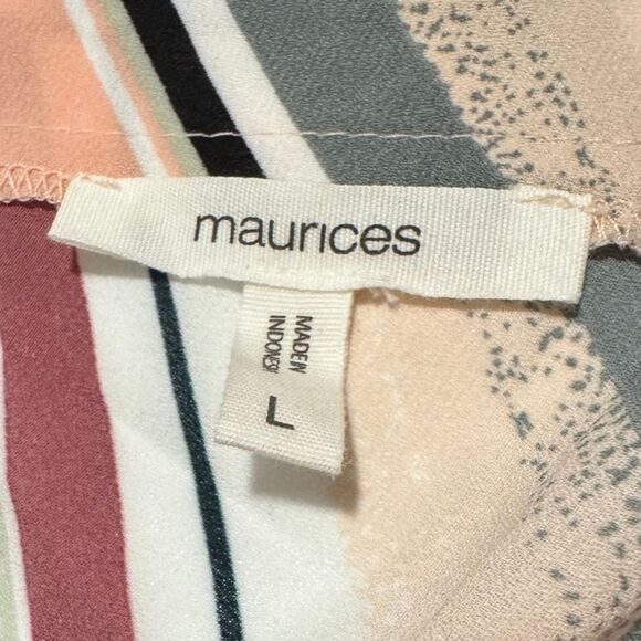 Maurices Chevron Sleeveless Blouse - Size Large, Cream/Pink/Black/Red - Picture 4 of 6